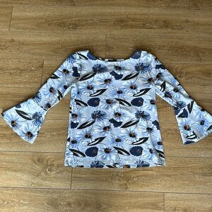 Ann Taylor Factory Bell Sleeved Blue White Black Flower Top Size Small